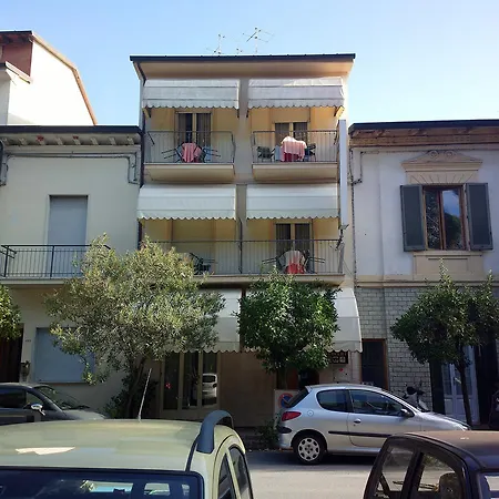 Hotel Delhy Viareggio